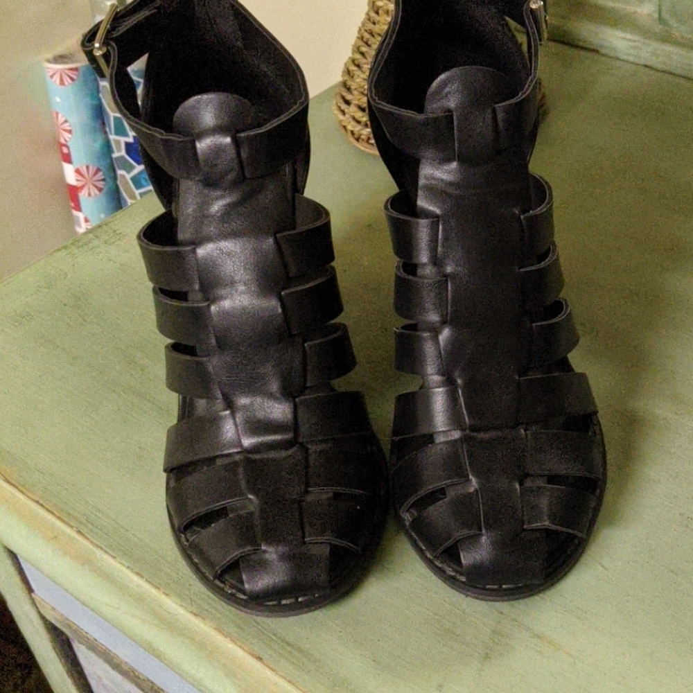 Black sandals